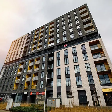 One Апартаменты *