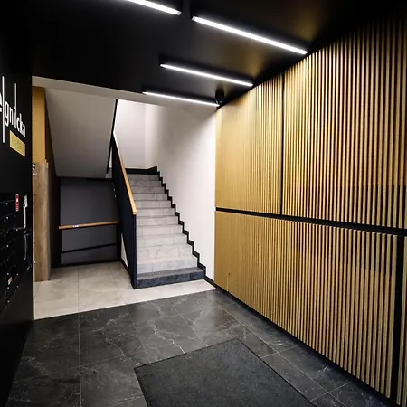 One דירה ורוצלב